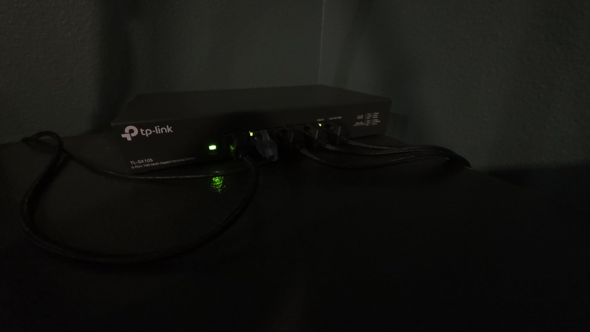 TP-Link TL-SX105 5 Port 10G/Multi-Gig Unmanaged Ethernet Switch customer photo 1