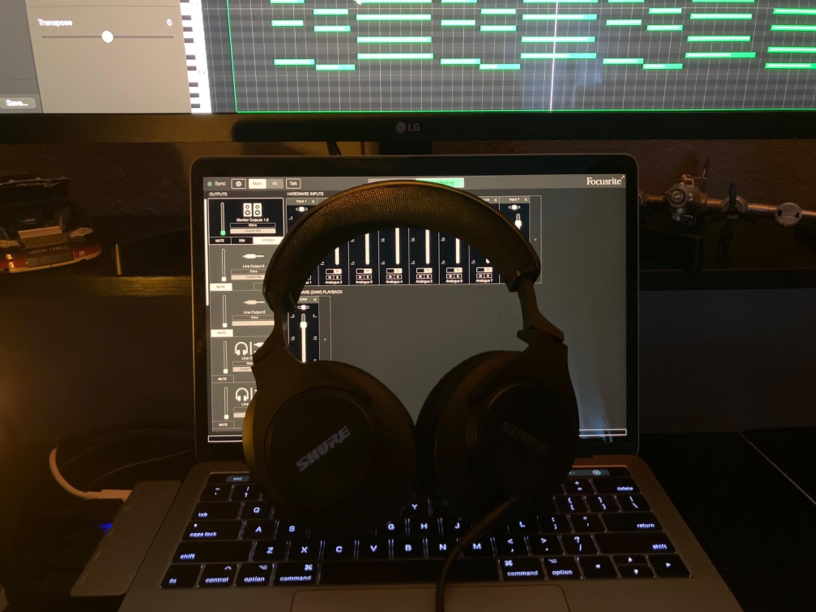 Shure SRH440A Over-Ear Wired Studio Headphones for Recording | Studio-grade closed-back headphones with enhanced frequency response for monitoring customer photo 2