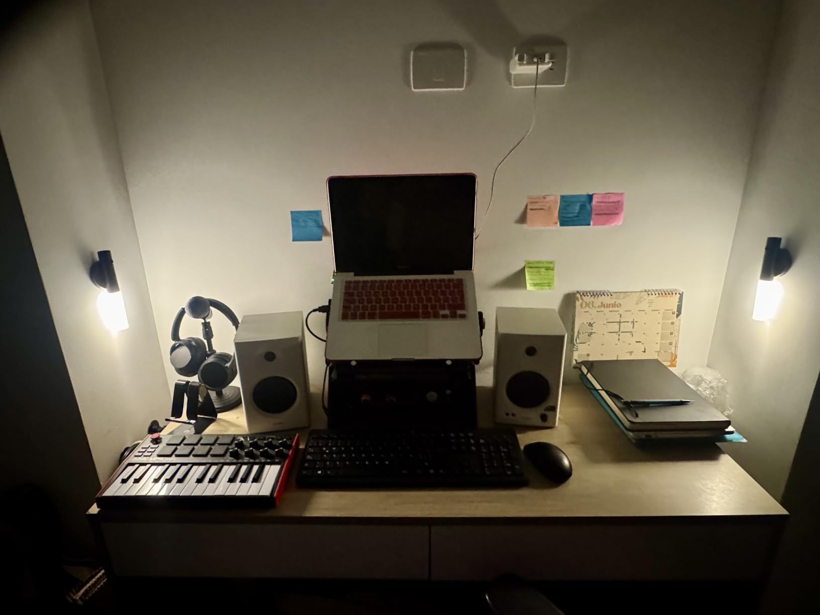 Edifier MR4 Studio Monitor Speakers, 4 inch Active Near-Field customer photo 2