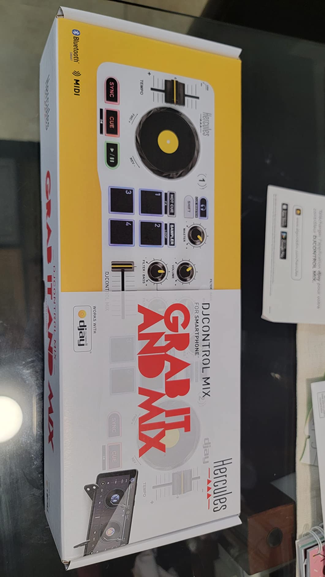 Hercules DJControl Mix - Bluetooth Wireless DJ Controller for Smartphones (iOS and Android) - dJay app - 2 Decks, White customer photo 2