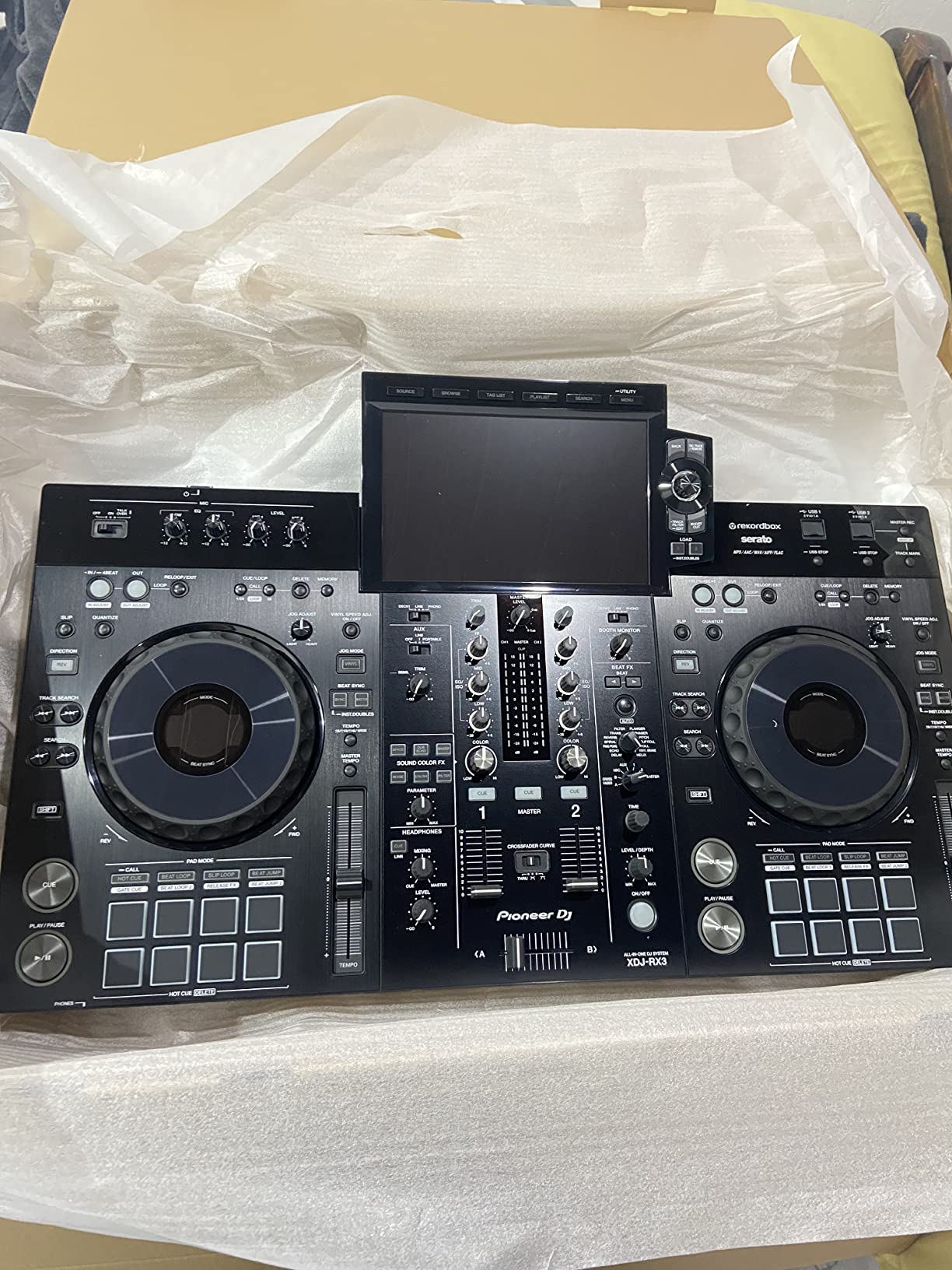 Pioneer DJ XDJ-RX3 All-In-One DJ System (Black) customer photo 1