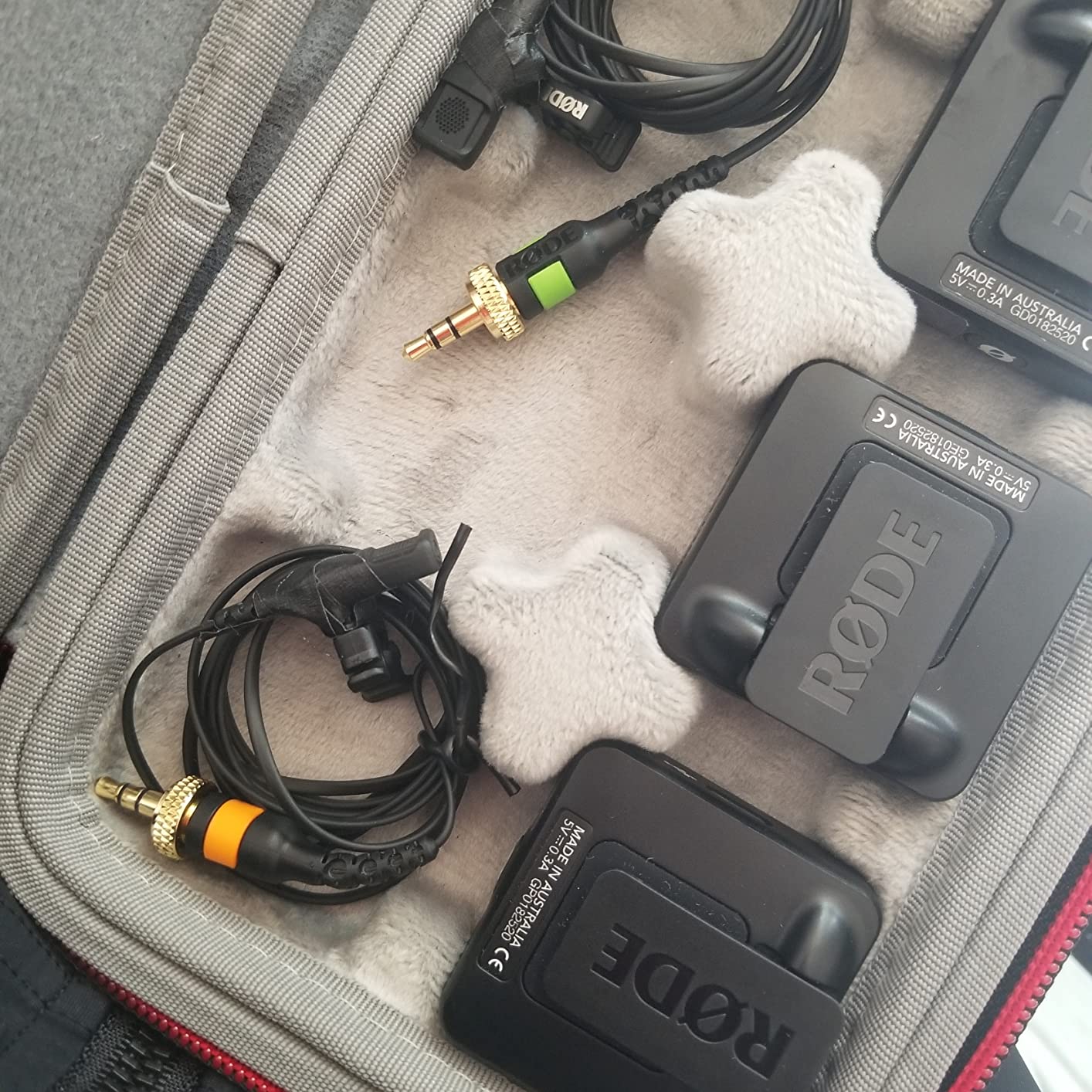 RØDE Lavalier II Ultra-Low-Profile Lavalier Microphone, Auxiliary Connectivity customer photo 1