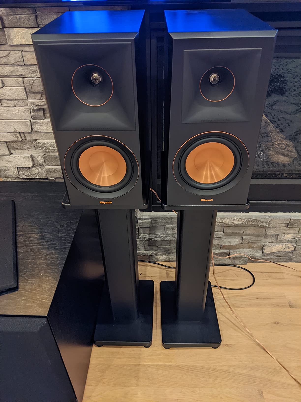 Klipsch Reference Premiere RP-600M II Ebony Bookshelf Speakers customer photo 1