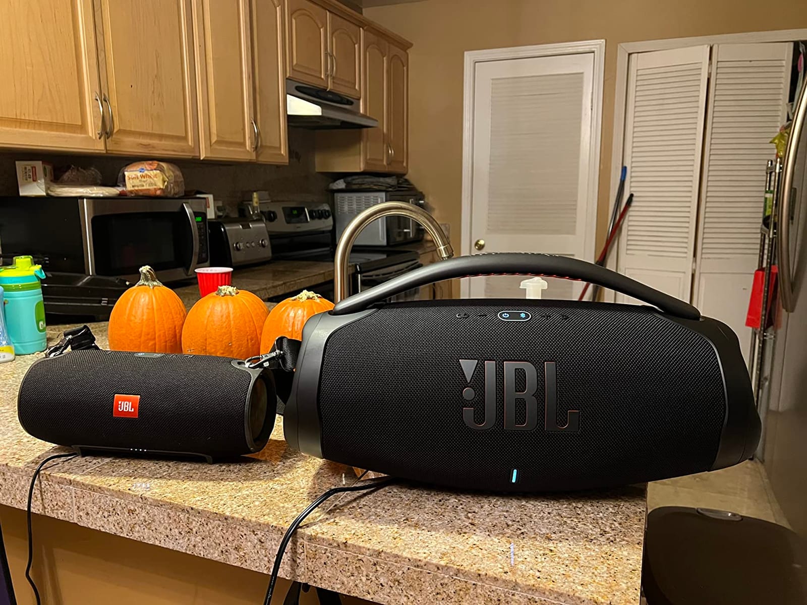 JBL Boombox 3 Black Portable Bluetooth Speaker with Massive Sound, Deepest Bass, IPX7 Waterproof, 24H Playtime, PartyBoost customer photo 2