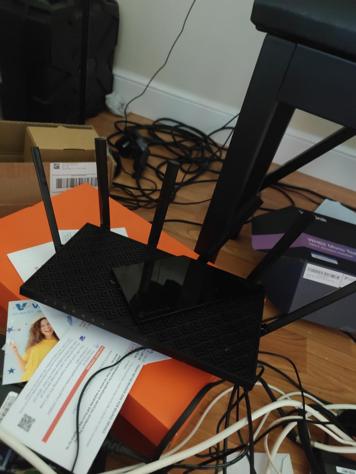 TP-Link AXE5400 Tri-Band WiFi 6E Router, 2025 PCMag Editors' Choice | 2.5Gbps WAN Port for Gaming & Streaming, 6GHz Band, 160MHz, OneMesh, Dual-Core CPU, VPN & WPA3 (Archer AXE75) customer photo 1