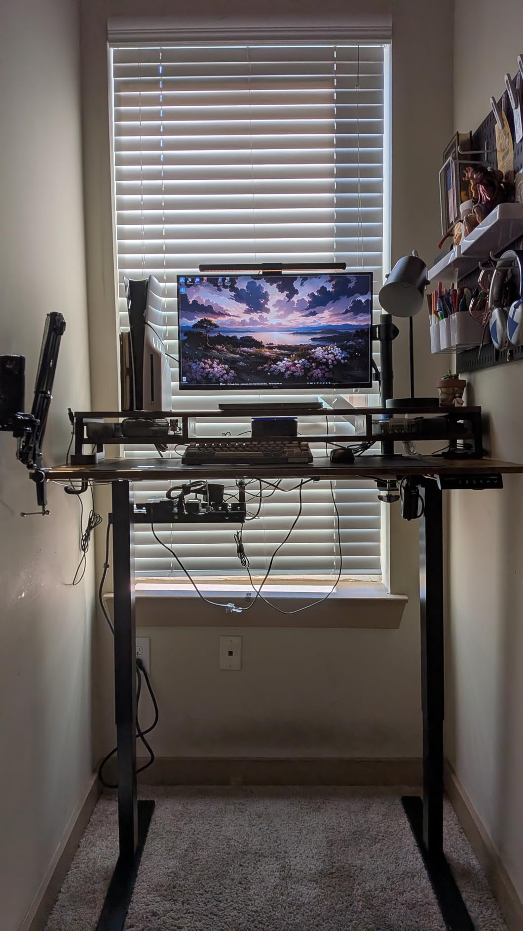 ErGear 48 X 24 Inch Height Adjustable Electric Standing Desk, Black | Smooth Height Adjustment, 4 Memory Presets, One-Touch Control, Stable Steel Frame, 176 lbs Capacity, Easy Assembly customer photo 2