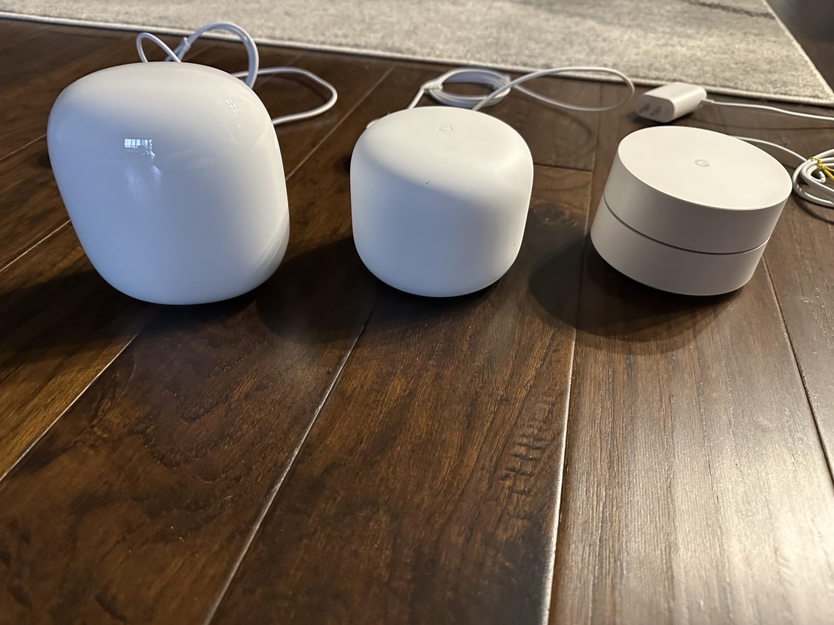 Google Nest WiFi Pro - 6E - Reliable Home Wi-Fi System with Fast Speed and Whole Home Coverage - Mesh Router - 3 Pack - Snow customer photo 1