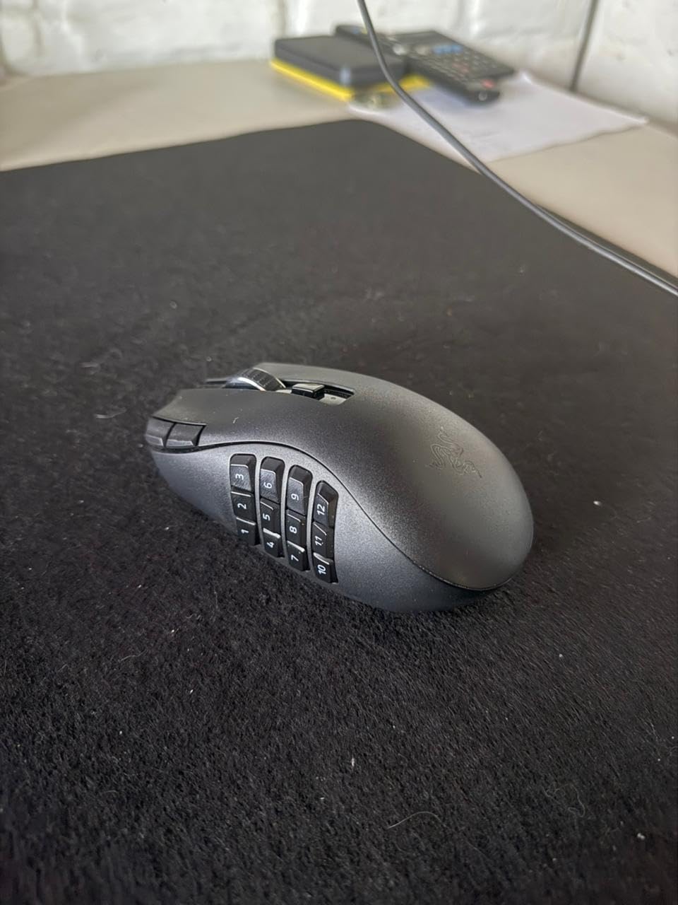 Razer Naga V2 HyperSpeed Wireless MMO Gaming Mouse, 400 Hr Battery, Black | 19 Programmable Buttons, HyperScroll Technology, Focus Pro 30K Optical Sensor, Mechanical Mouse Switches Gen-2 customer photo 1