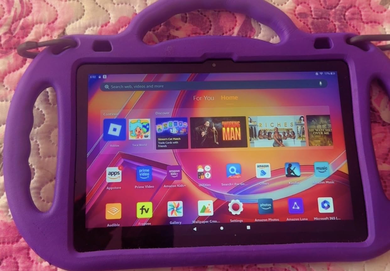 Amazon Fire HD 10 tablet (newest model) built for relaxation, 10.1