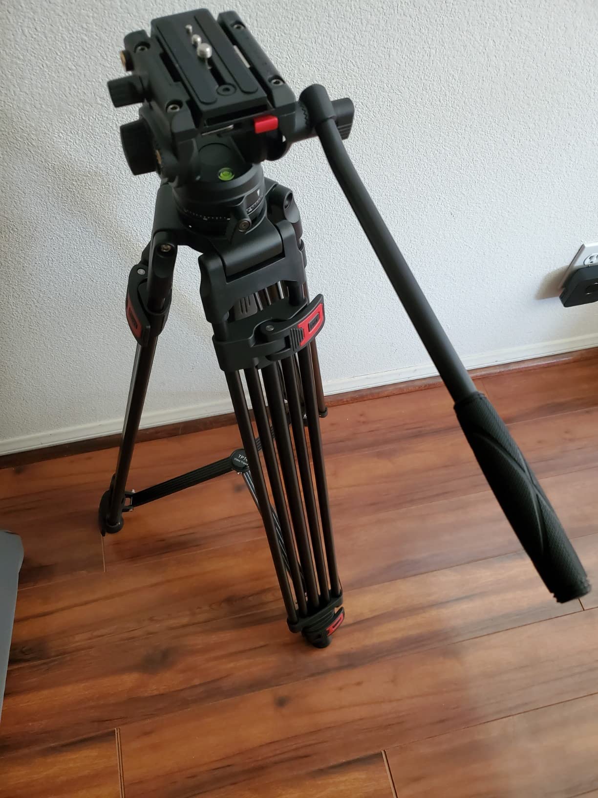 NEEWER 74