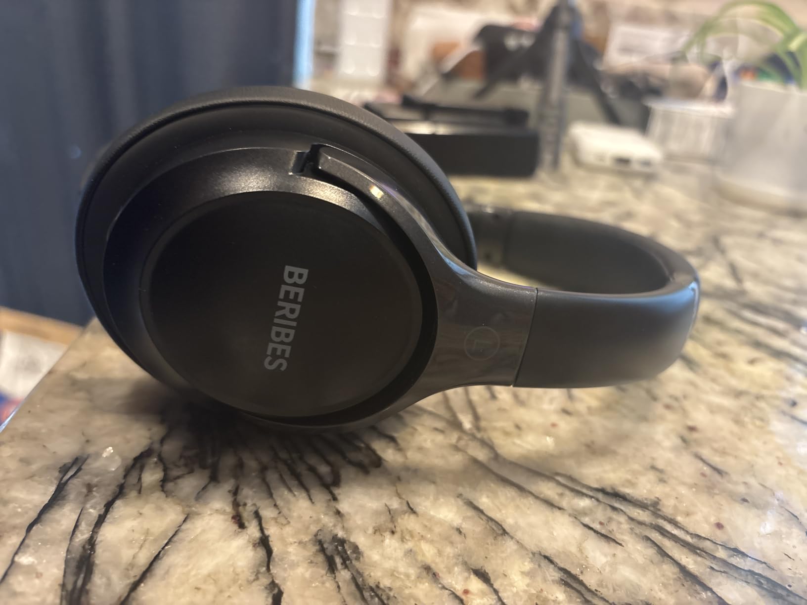 BERIBES Bluetooth Headphones Over Ear Wireless HiFi Stereo Headsets 65H 6EQ | Bluetooth 6.0, with Built-in HD Mic, Foldable Lightweight, Comfort Fit, Fast Charging, Deep Bass for Home Office Cellphone PC Ect. customer photo 2
