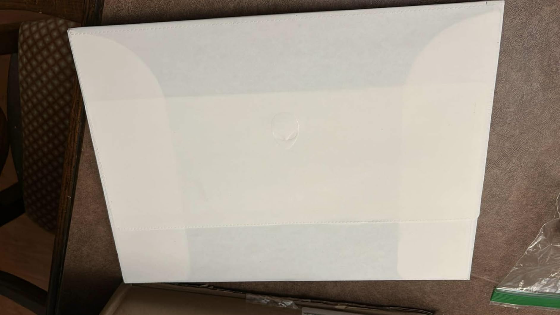 Alienware 16 Aurora Gaming Laptop, RTX 5050, Intel Core 7 240H, WQXGA 120Hz Display, 16GB DDR5 RAM, 1TB SSD, NVIDIA GeForce, Wi-Fi 7, Windows 11 Home, Blue customer photo 1
