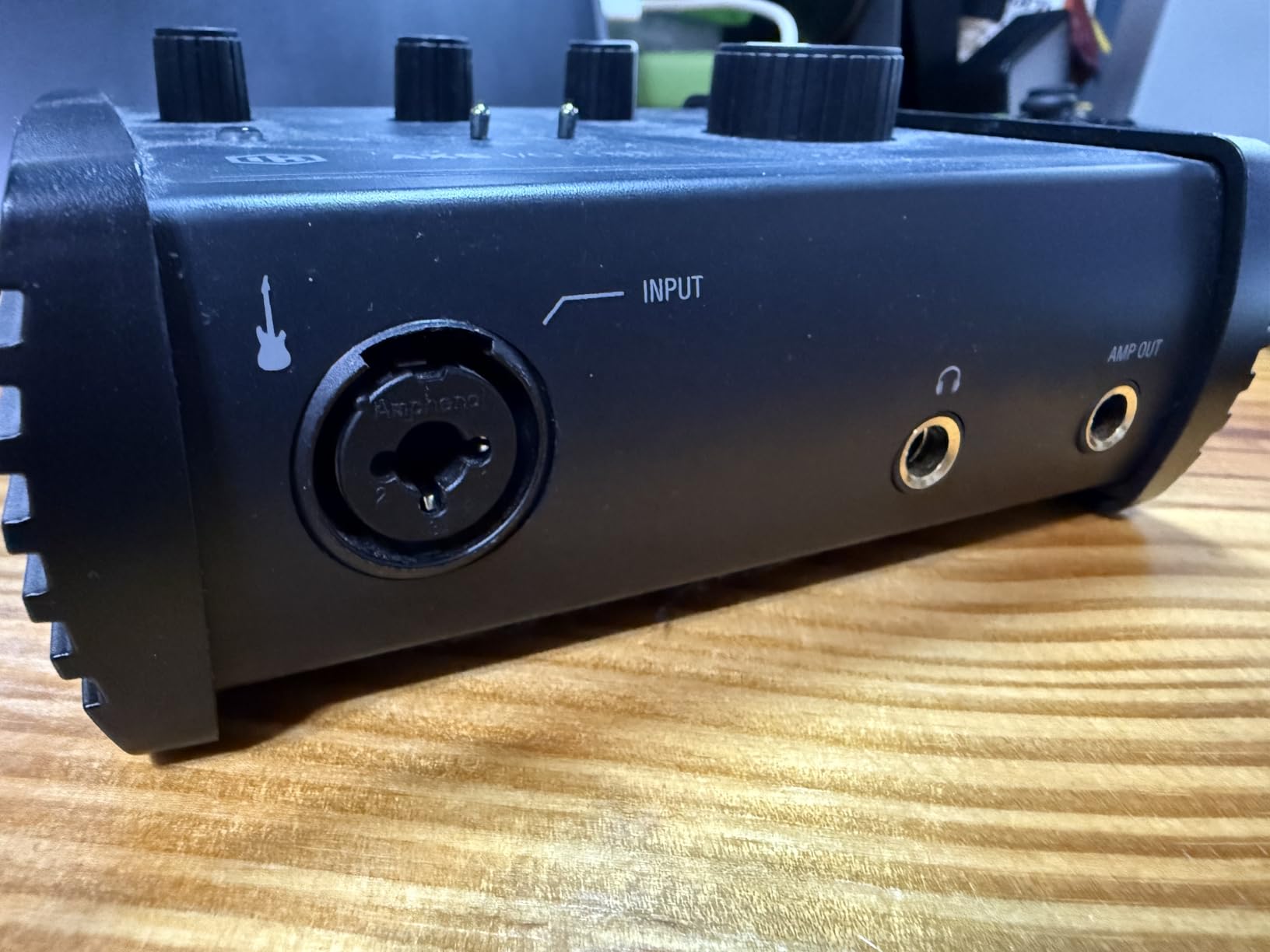 IK Multimedia AXE I/O One - Professional USB Audio Interface with Z-TONE advanced guitar tone shaping, AmpliTube and TONEX software included, high-resolution recording studio equipment customer photo 1