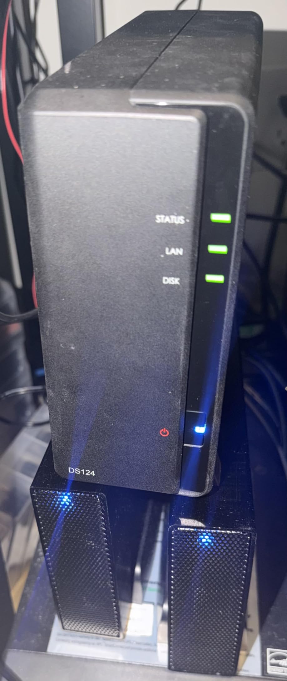 Synology DS124 Personal Backup & File Hub - Protect Photos, Secure Home Surveillance (1-Bay Diskless NAS) customer photo 1