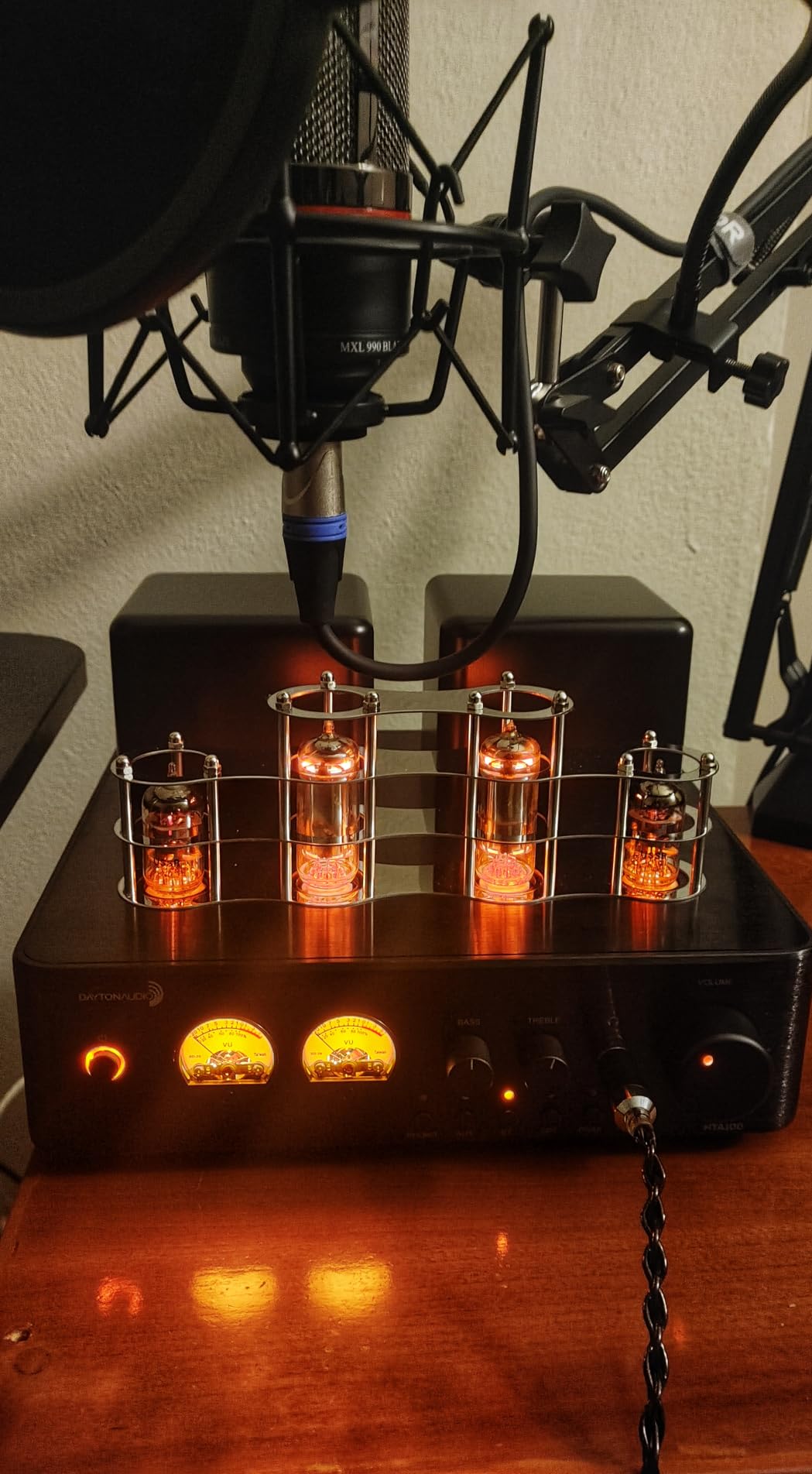 Dayton Audio HTA100 Integrated Stereo Hybrid Tube Amplifier 100 Watts customer photo 1