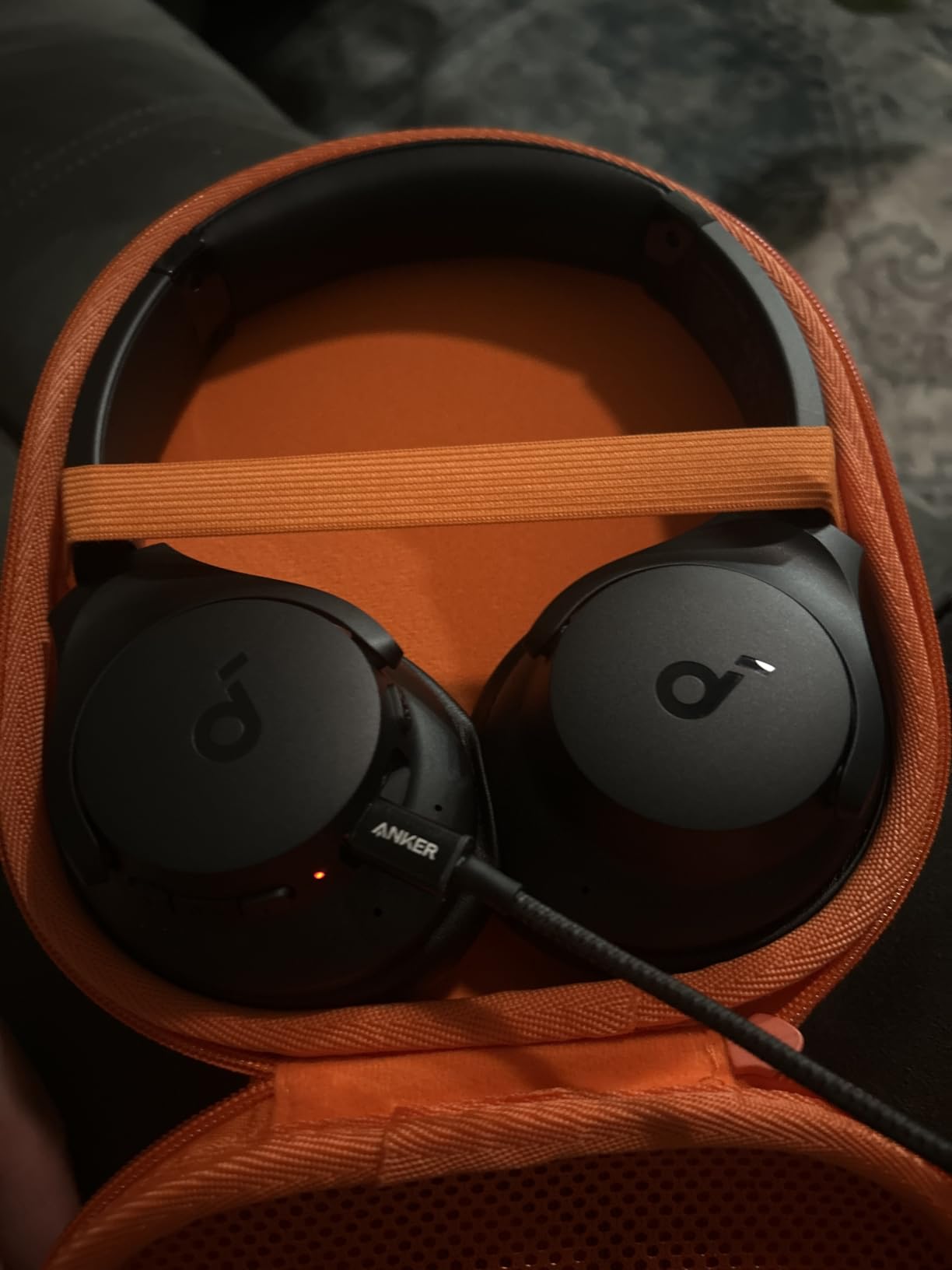 Soundcore by Anker Q20i Hybrid Active Noise Cancelling Headphones, Black | Over-Ear, Bluetooth, 40H ANC Playtime, Hi-Res Audio, Big Bass, Transparency Mode, Customize via App, Travel, Home, Office customer photo 2