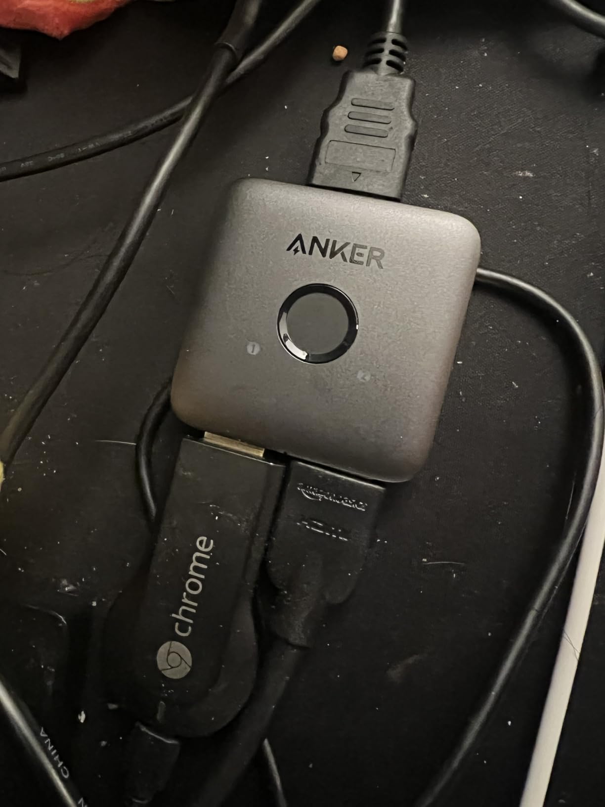Anker HDMI Switch, 2 in 1 Out HDMI Switcher, Monitor Switch with 4K@60Hz | Smooth Finish, Supports HDR/3D/Dolby, for Laptops/PC/Xbox/PS5/PS4/Projector, and More customer photo 2