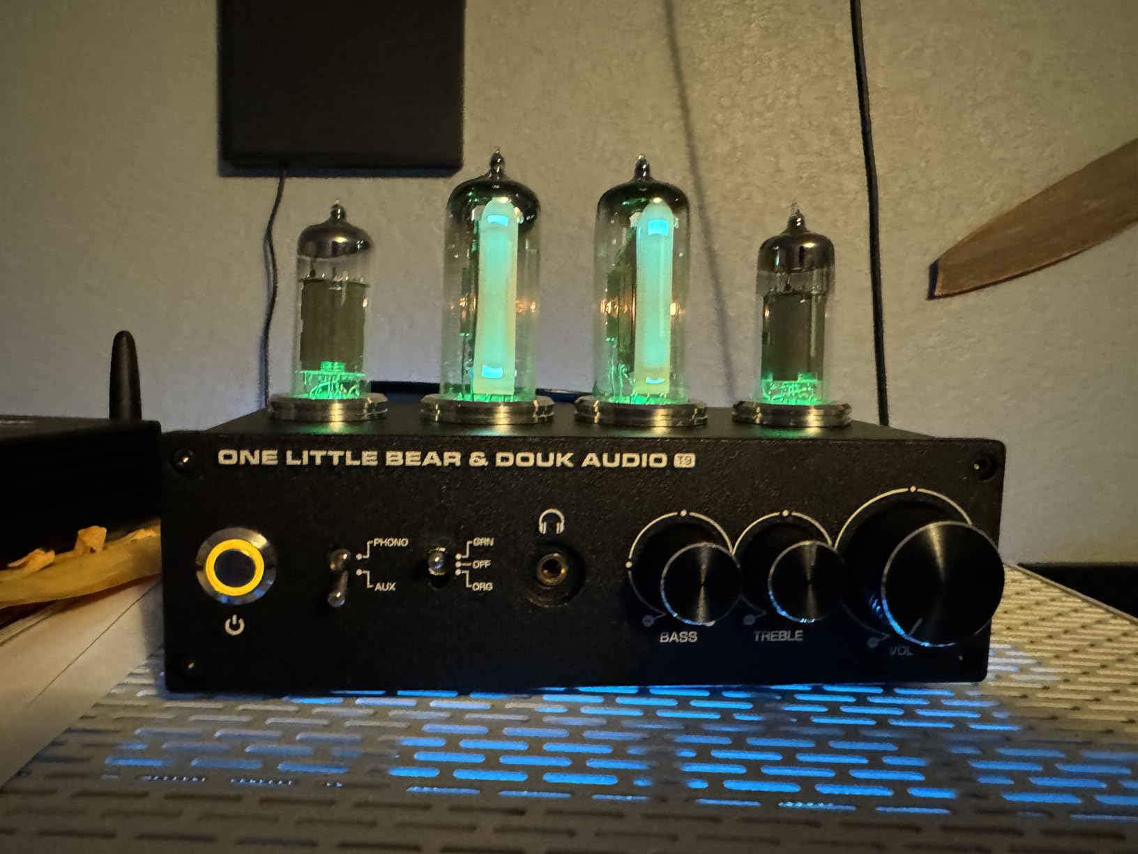 Douk Audio T9 Vacuum Tube Phono Preamp Stereo Turntable Preamplifier with Headphone Output customer photo 1