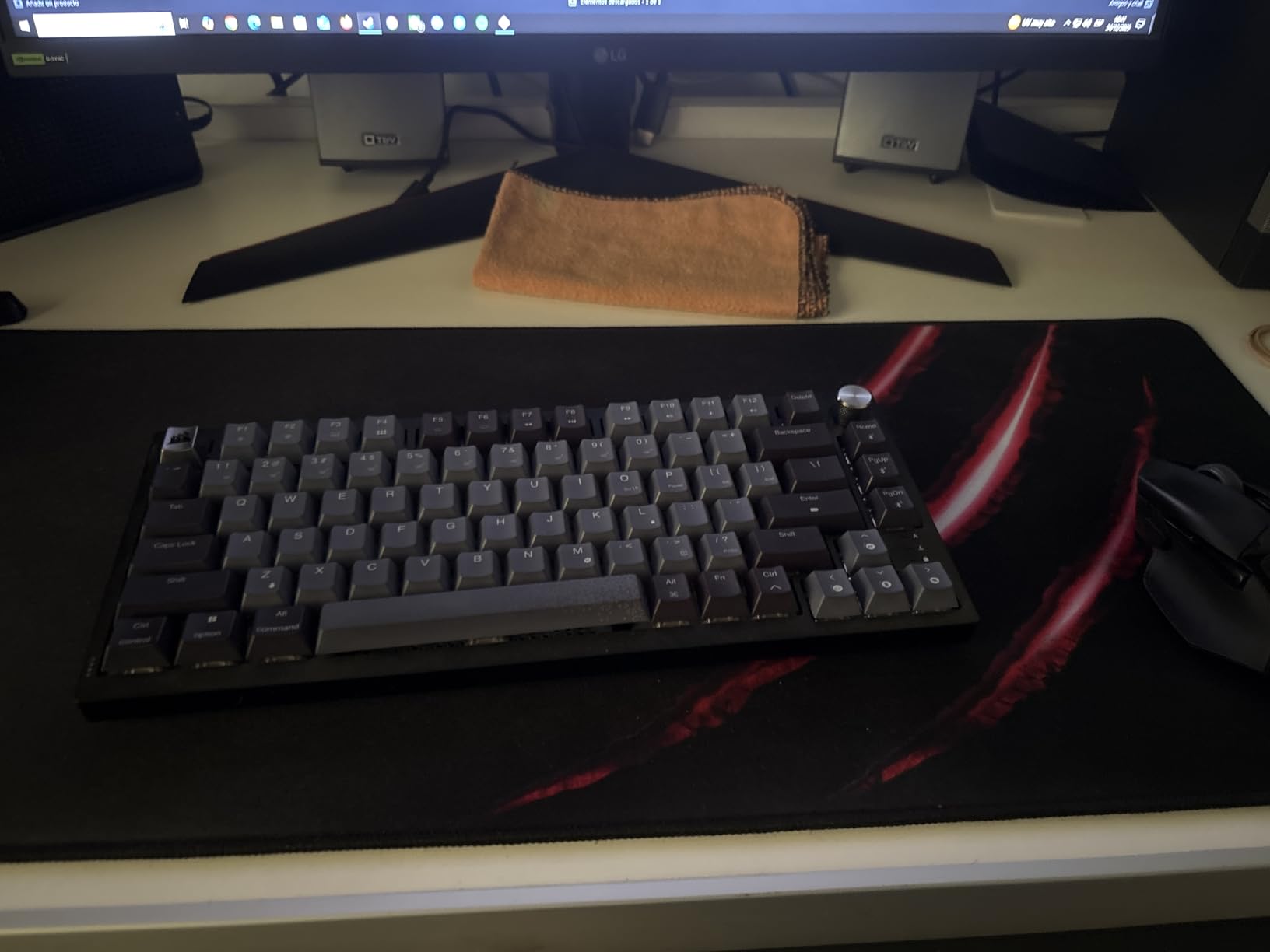 Corsair K65 Plus Wireless RGB 75% Mechanical Gaming Keyboard - Black/Gray | QWERTY US, Pre-Lubed MLX Red Linear Switches, PBT Dye-Sub Keycaps, Hotswappable, 2.4GHz, Bluetooth, Quiet, PC, Multiplatform customer photo 2