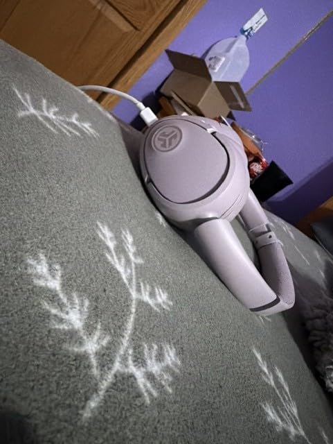 JLab, JBuds Lux ANC, Over Ear Headphones, Active Noise Cancelling, Bluetooth, Spatial Audio, Sage customer photo 2