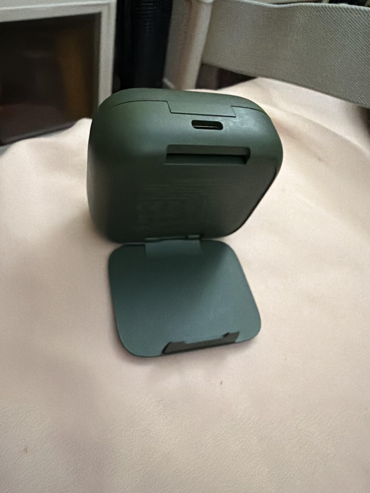 Soundcore P30i by Anker Noise Cancelling Earbuds, Hands-Free Viewing, Strong and Smart Noise Cancelling, Powerful Bass, 45H Playtime, 2-in-1 Case and Phone Stand, IP54, Bluetooth 5.4 customer photo 1