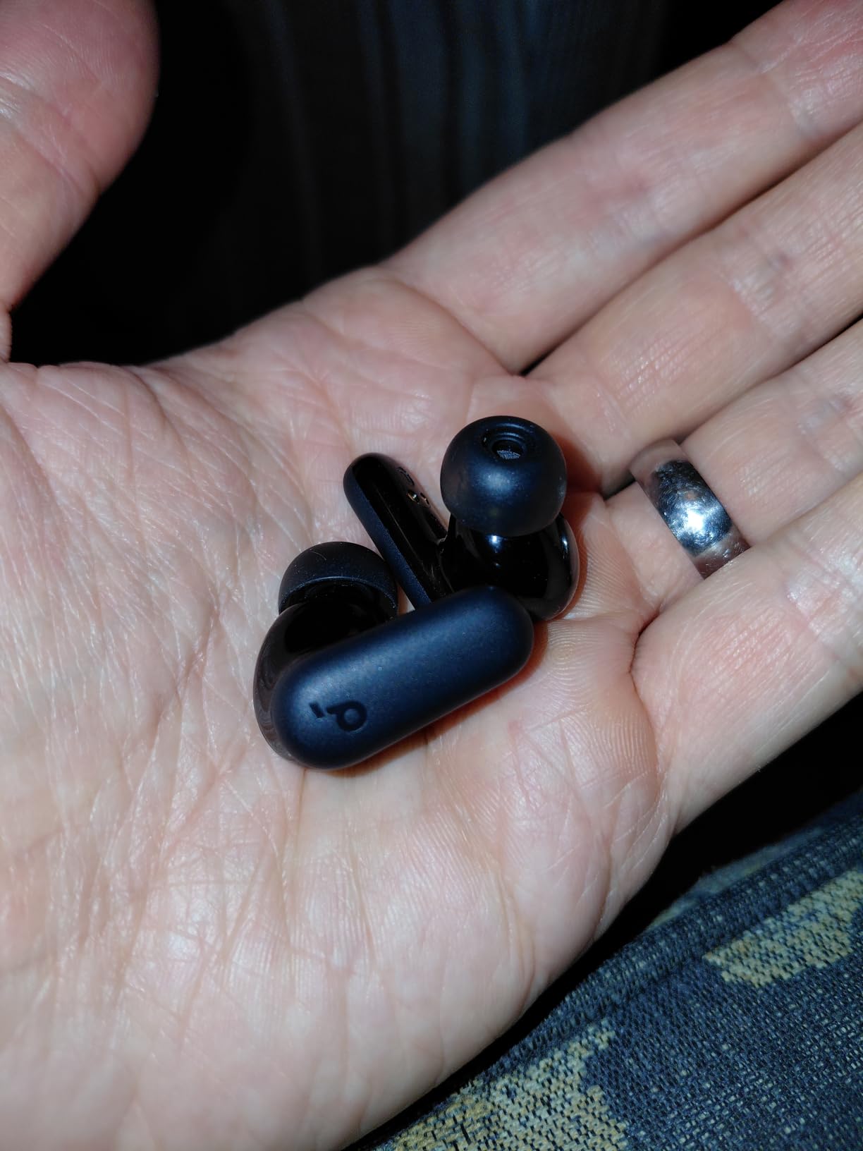 Soundcore P30i by Anker Noise Cancelling Earbuds, Hands-Free Viewing, Strong and Smart Noise Cancelling, Powerful Bass, 45H Playtime, 2-in-1 Case and Phone Stand, IP54, Bluetooth 5.4 customer photo 2
