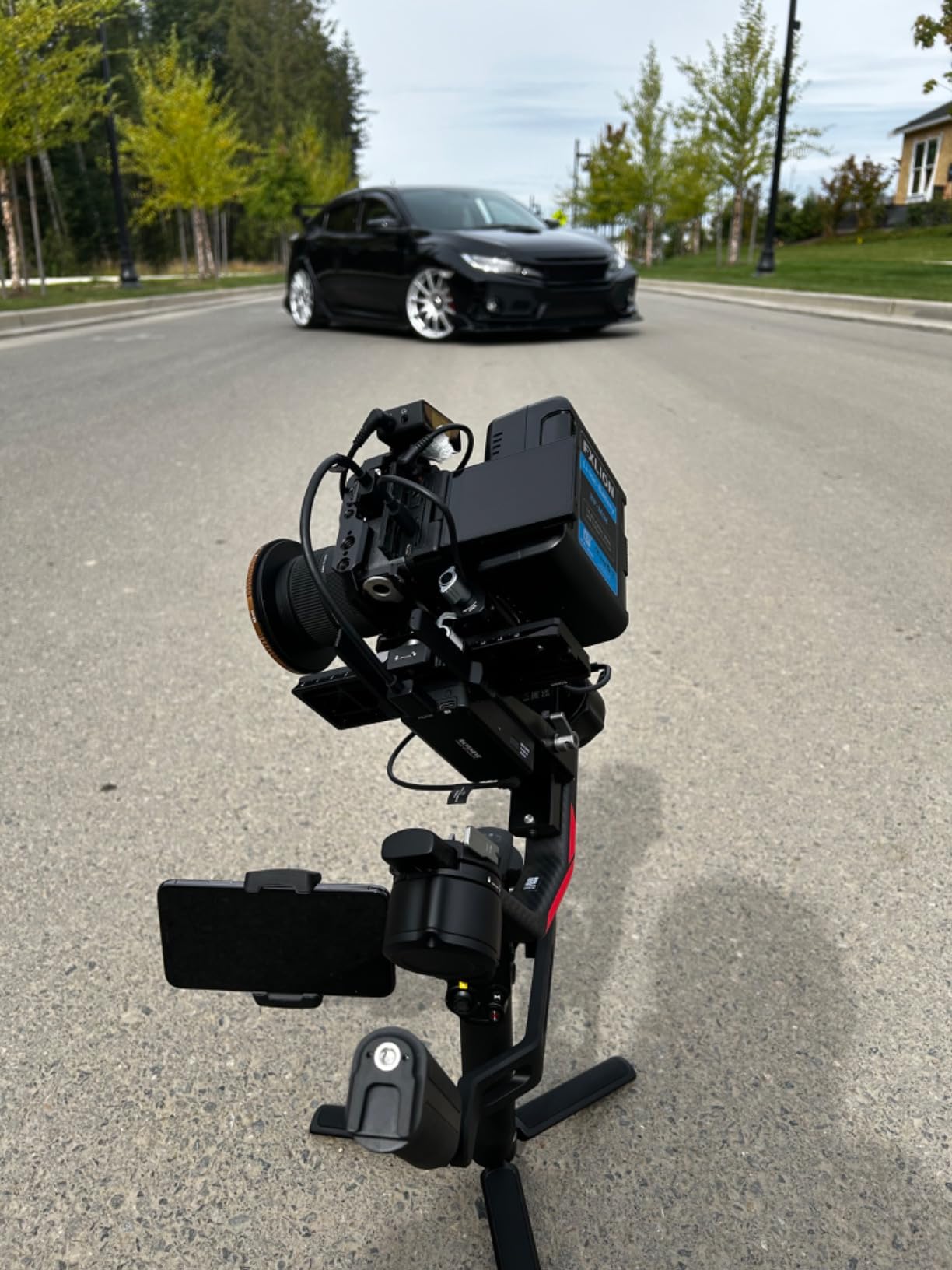 DJI RS 4 Pro, 3-Axis Gimbal stabilizer for for DSLR & Cinema Camera Stabilizer Canon/Sony/Panasonic/Nikon/Fujifilm, 2nd-Gen Native Vertical Shooting, 4.5kg (10lbs) Payload, Camera Gimbal | 4.5kg Payload, 2nd-Gen Native Vertical Shooting, Dual Focus & Zoom Motors customer photo 1