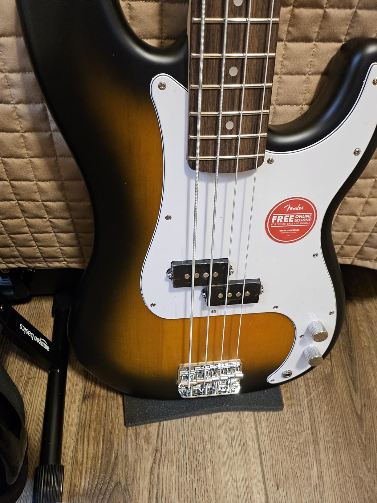 Fender Squier Debut Series Precision Bass Guitar, Beginner Guitar, with 2-Year Warranty, Includes Free Lessons, Black with Matte Finish customer photo 2
