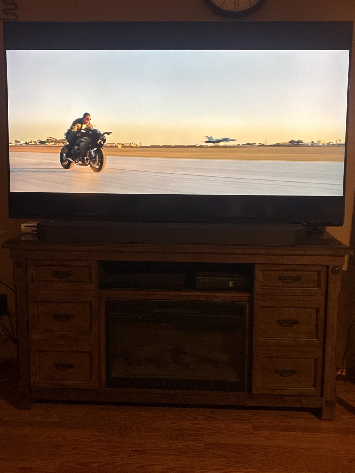 SAMSUNG Q990D 11.1.4ch Soundbar w/Wireless Dolby Atmos Audio, Rear Speaker Included, Q-Symphony, SpaceFit Sound Pro customer photo 2