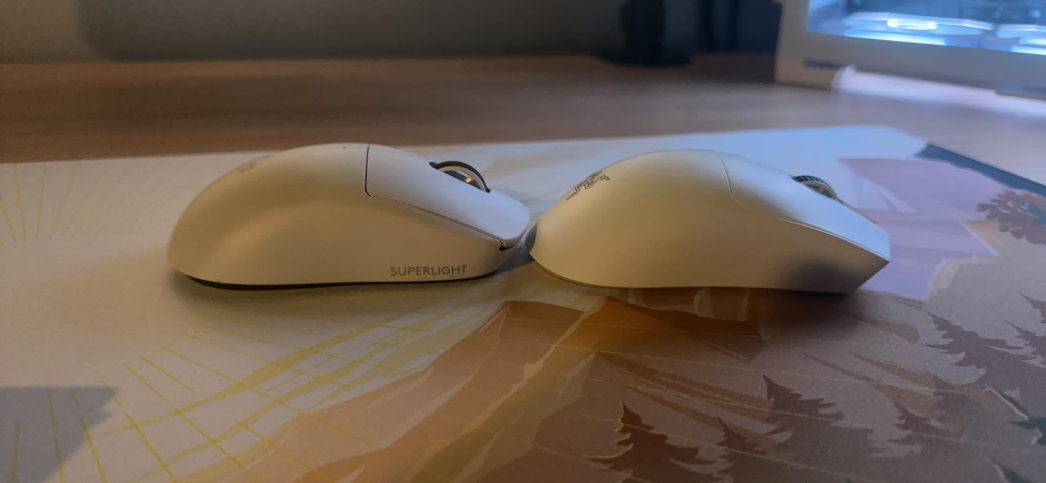 Razer Viper V3 Pro Wireless Esports Gaming Mouse, 55g Lightweight, White | 35K DPI Optical Sensor, Gen3 Optical Switches, 8 Programmable Controls, 95 Hr Battery, 8000 Hz Polling Rate, for PC & Mac customer photo 1
