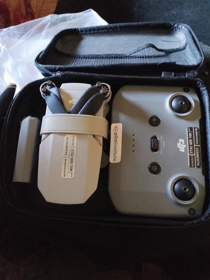 DJI Mini 4K, Drone With 4K UHD Camera, Under 249 g | 3-Axis Gimbal, 10km Video Transmission, Auto Return, Wind Resistance, 31-Min Flight Time, Intelligent Flight customer photo 2
