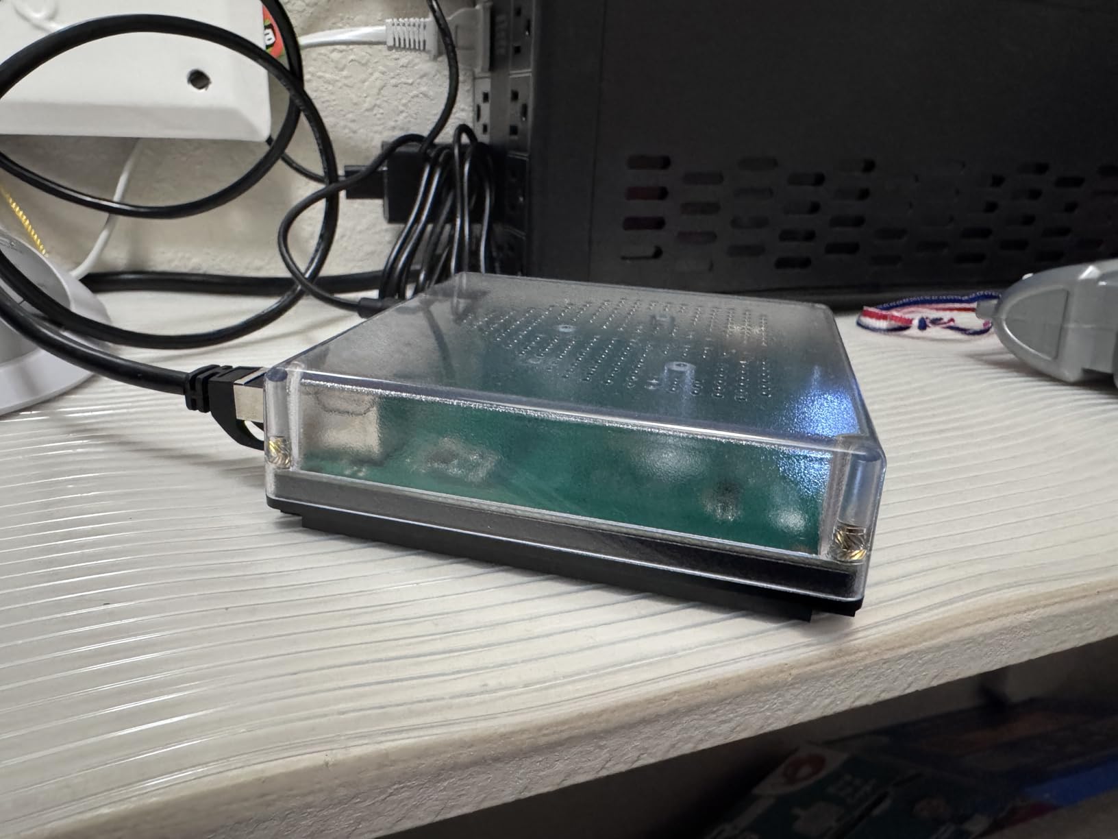 Home Assistant Green | Smart Home hub with Advanced Automation | Official Home Assistant Hardware customer photo 1