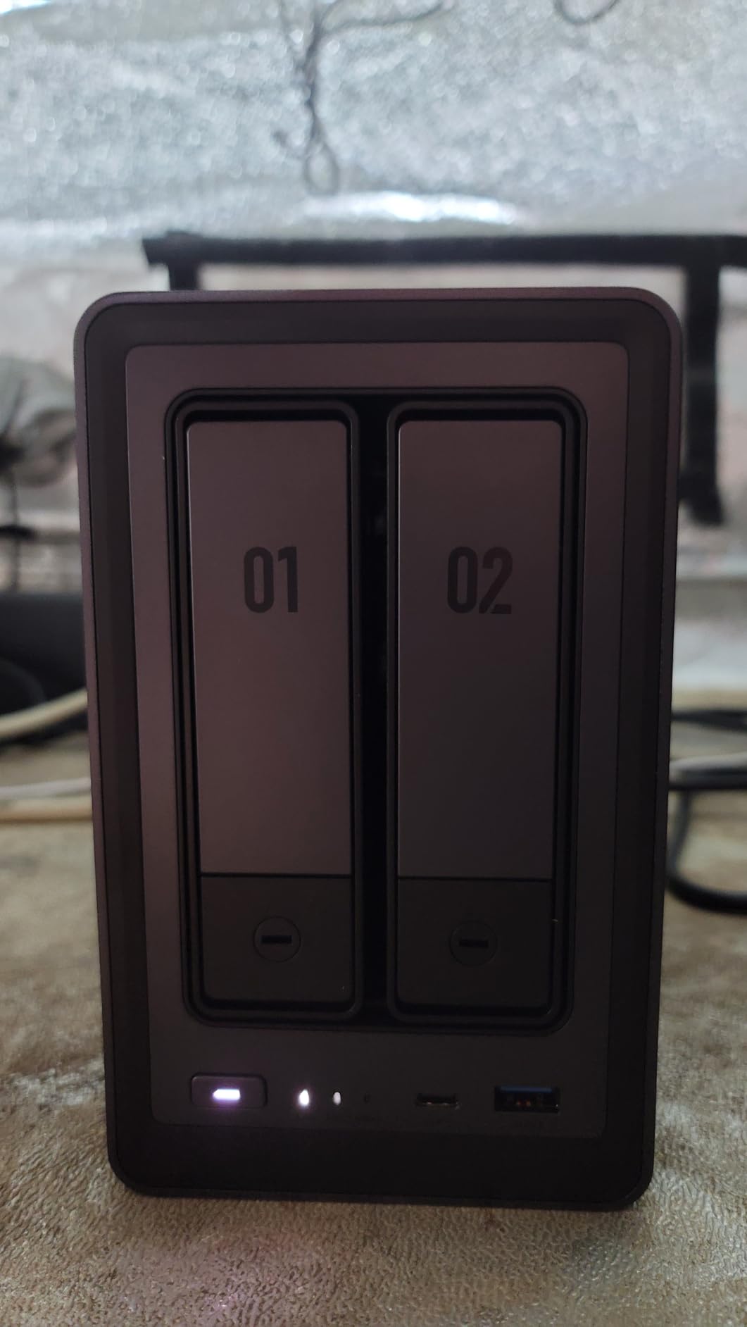 UGREEN NAS DXP2800 2-Bay for Advanced Home Users, Remote Workers & Creators | Home Media & Data Center, Docker & VM, Plex, Fast File Transfer, Intel N100, 8GB DDR5, 2.5GbE, 2x M.2 NVMe, 4K HDMI (Diskless) customer photo 2