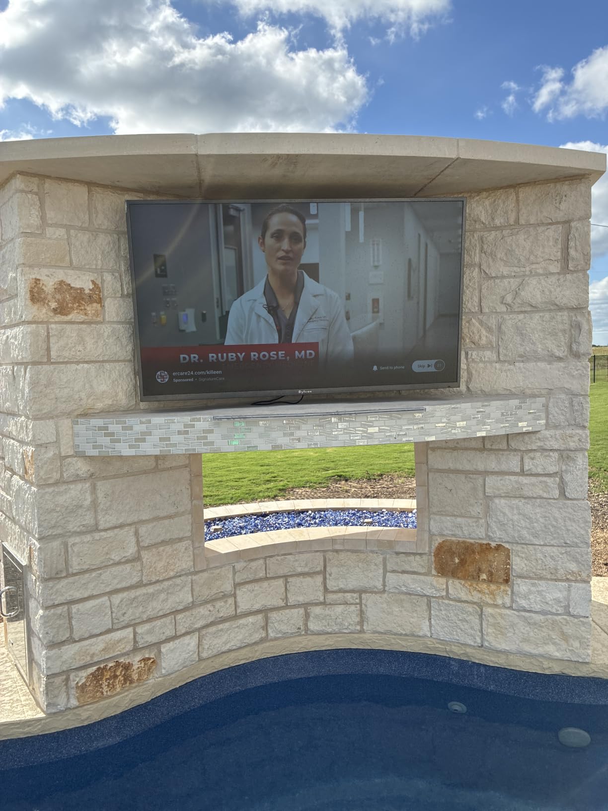 SYLVOX Outdoor TV, 55