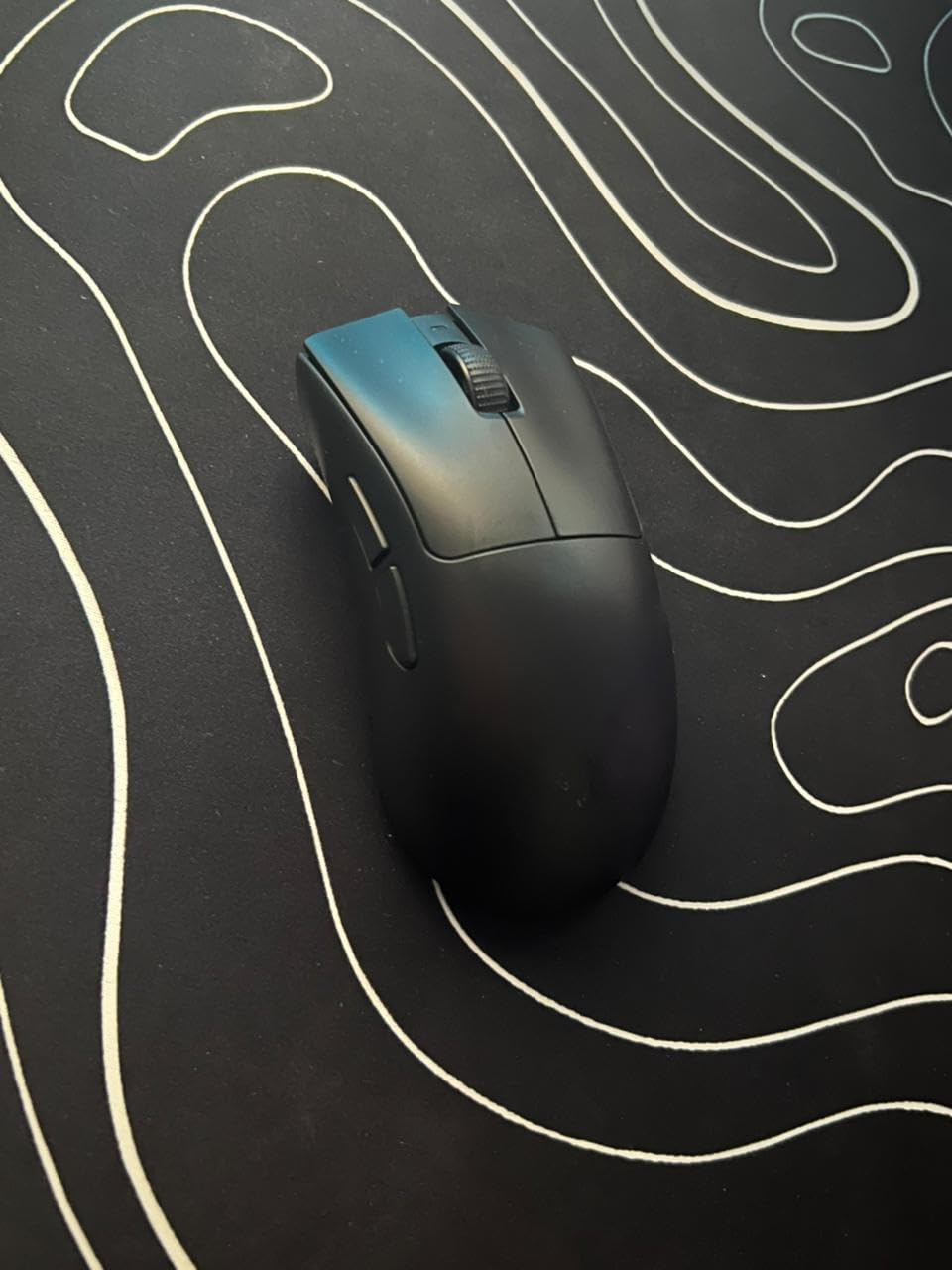 Razer DeathAdder V3 HyperSpeed Wireless Gaming Mouse: 55g Lightweight - USB C Charging - Up to 100 Hr Battery - Advanced 26K Optical Sensor - Gen-3 Optical Switches - 8 Programmable Controls - Black customer photo 1