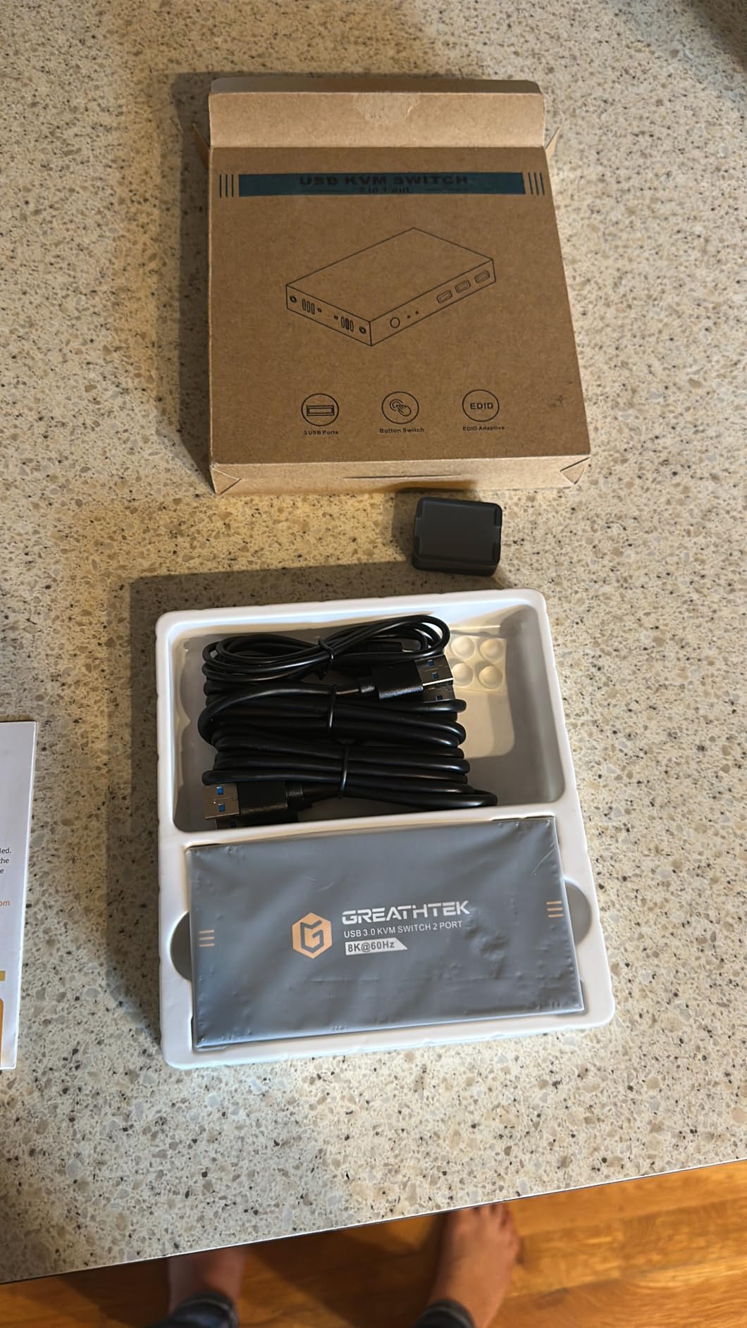Hearvo USB 3.0 HDMI KVM Switch for 2 Computers 1 Monitor, 4K@60Hz, S7232H customer photo 1