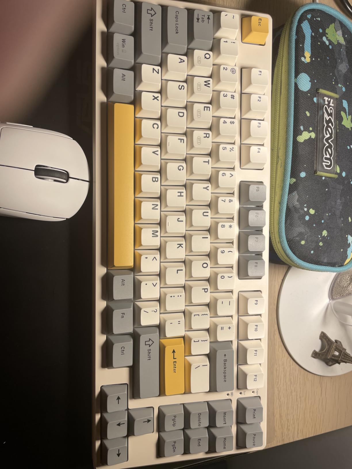 Kisnt KN85 Wireless Mechanical Keyboard, 75% Layout, Bluetooth/2.4GHz/USB-C, Custom RGB Backlit, Hot-Swappable Linear Switch, Creamy Sound for Gaming/Typing (Retro Beige) customer photo 2