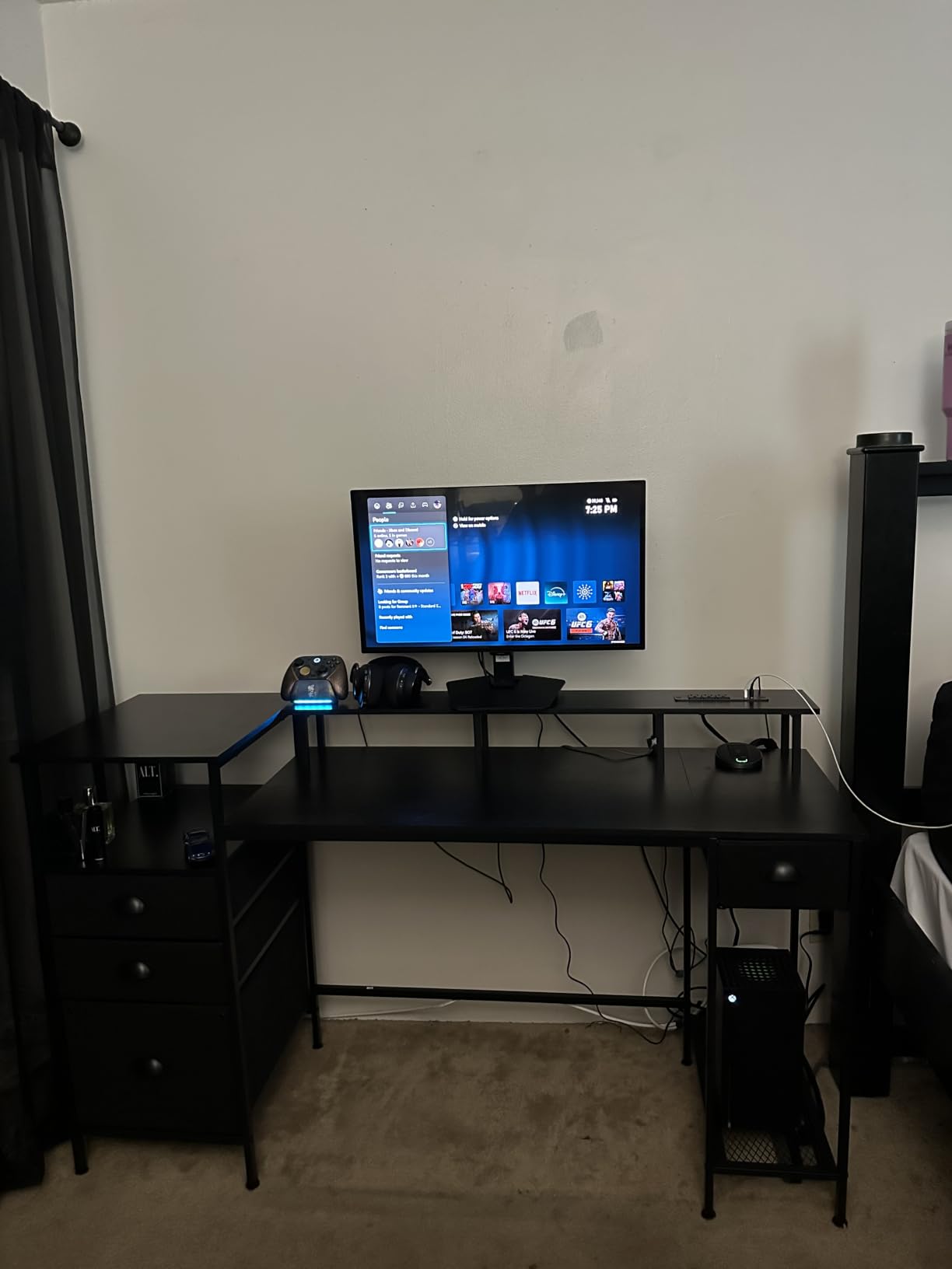 Furologee 60 Inch Computer Desk with Drawers customer photo 1