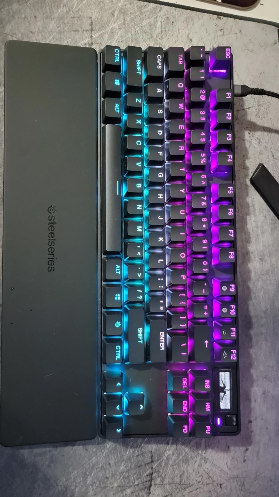 SteelSeries Apex Pro TKL Gen 3 Gaming Keyboard - OmniPoint 3.0 Analog Magnetic Switches, Quickset Auto-Presets (Rapid Trigger, Rapid Tap/SOCD, Protection Mode), OLED, RGB, PBT Keycaps, USB-C, Black customer photo 2