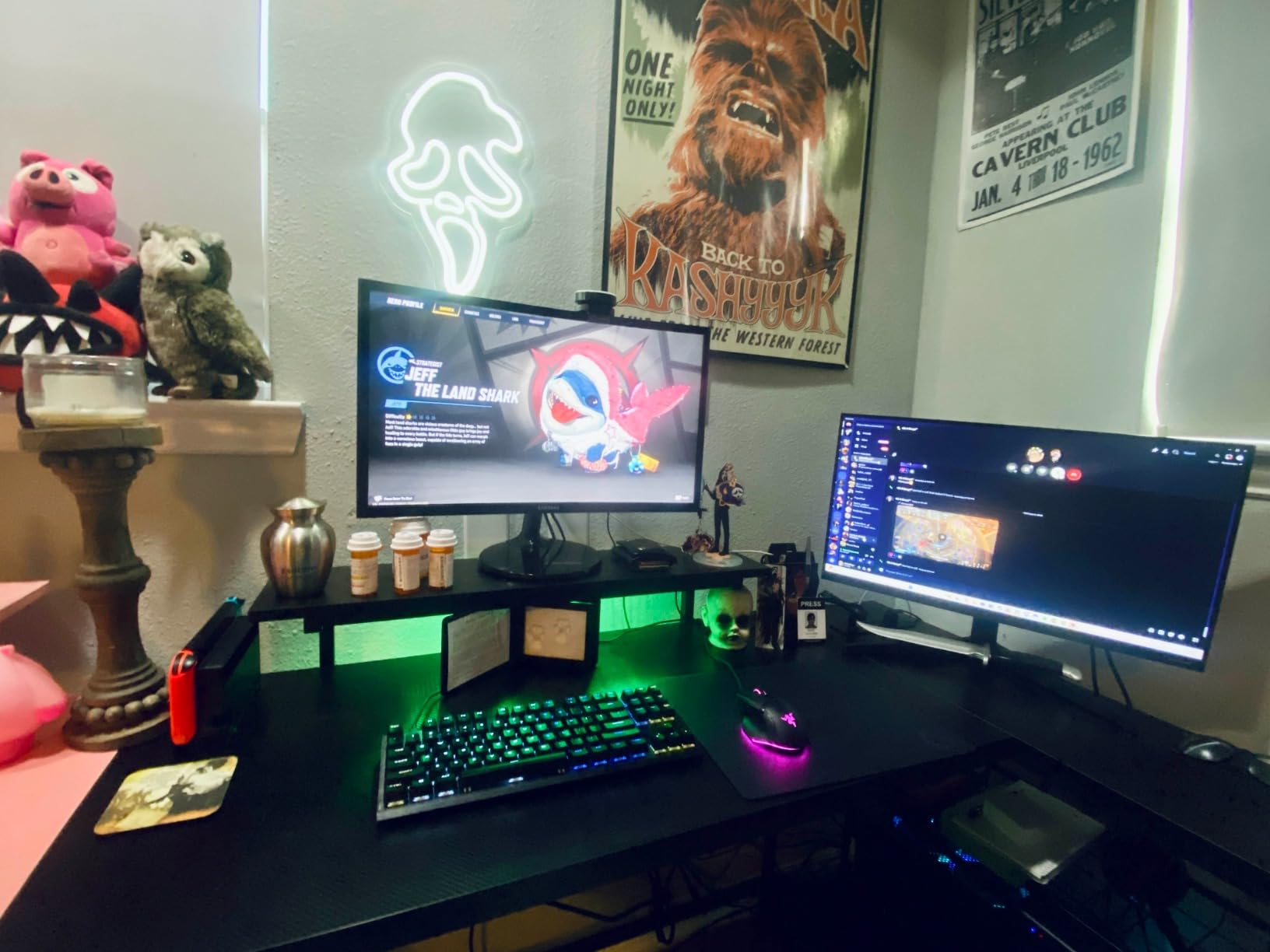 Bestier 42-Inch L-Shaped Computer Desk with Charging & LED customer photo 2