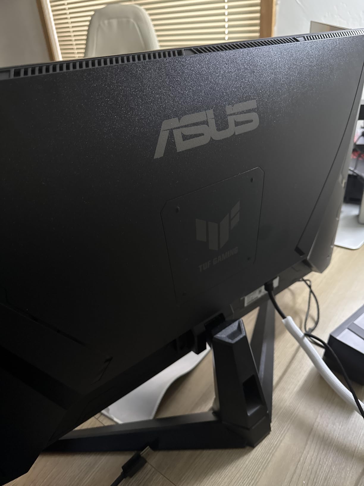ASUS TUF Gaming 27
