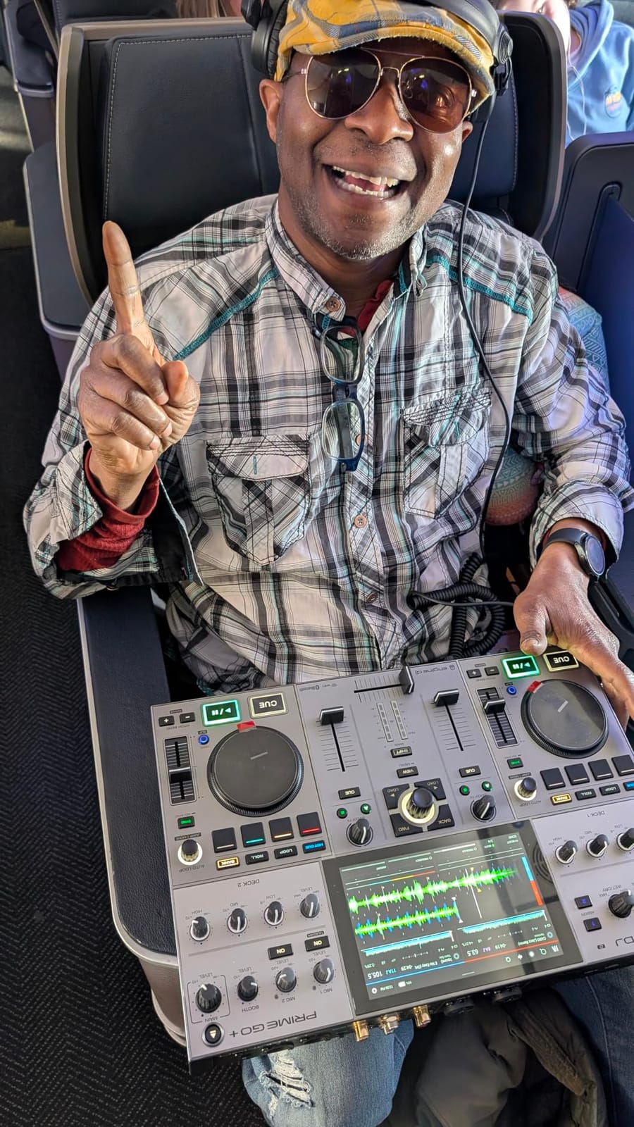 Denon DJ PRIME GO+ Standalone Portable DJ Controller customer photo 2