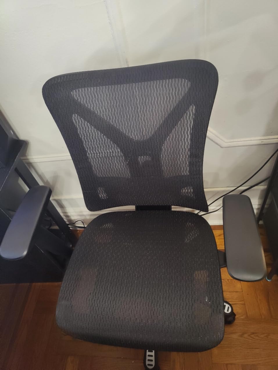 Ergonomic Office Chair, Mesh Computer Desk Chairs with Adjustable Lumbar Support, 3D Armrests, Tilt Function, Comfy Wide Seat, Swivel Executive Work Task Chair for Company and Home customer photo 2