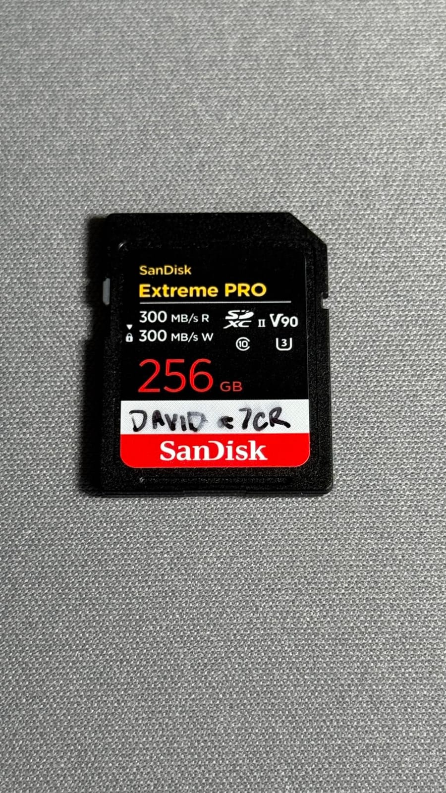 SanDisk 128GB Extreme PRO SDXC UHS-II Memory Card - Up to 300MB/s Read and Write speeds, V90, 8K, 4K UHD, SD Card - SDSDXDM-128G-GN4IN customer photo 1