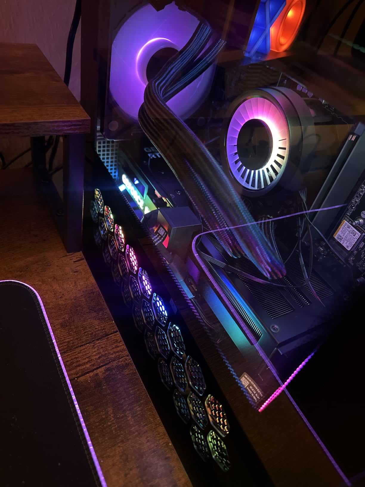 Alienware Aurora Gaming Desktop, RTX 5070, Intel Core Ultra 7 265F | 1TB SSD, 32GB DDR5, Wi-Fi 7, Bluetooth, Killer 2.5Gb Ethernet, Windows 11 Home, Wired Keyboard, ACT1250 customer photo 2