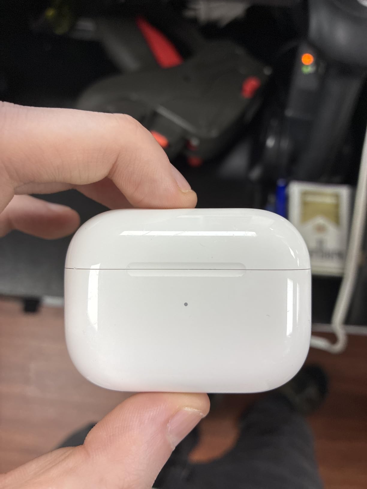 Apple AirPods Pro (2nd Generation) with MagSafe Charging Case (USB-C) (Renewed Premium) customer photo 2