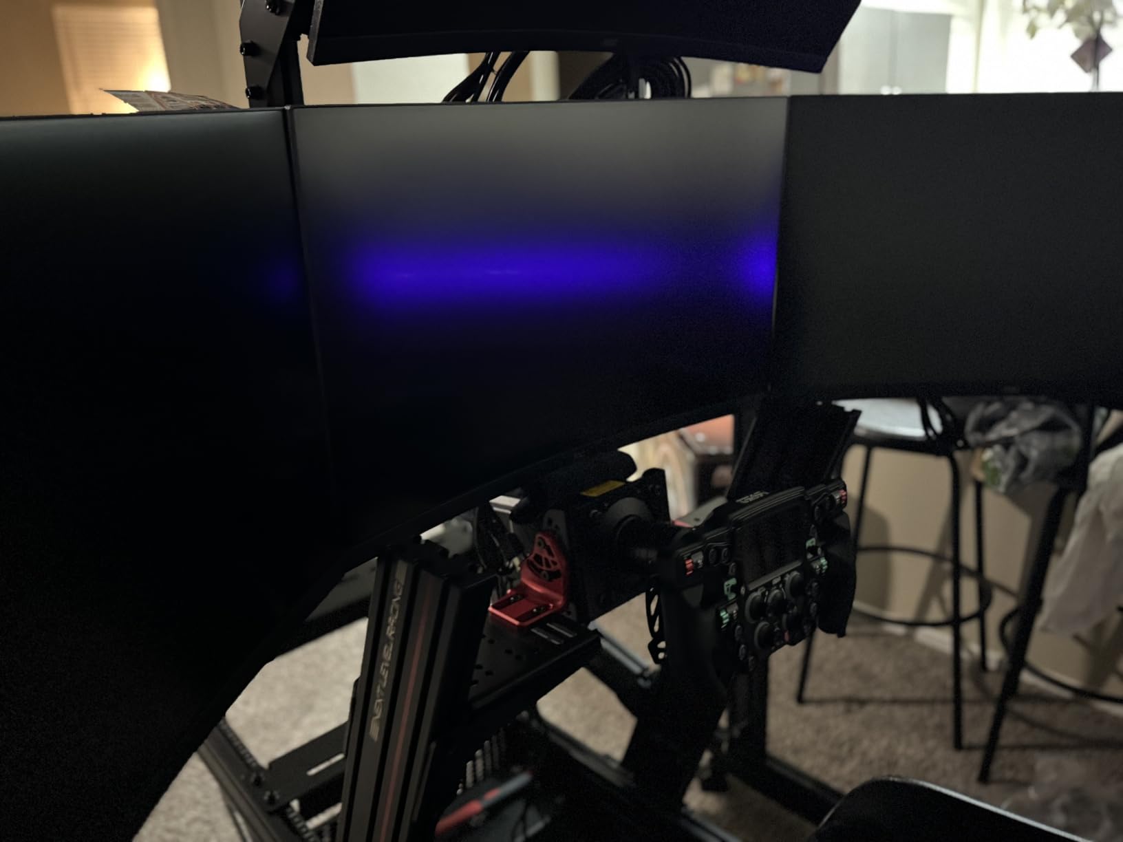 AOC 32 Inch Curved Gaming Monitor 2K QHD 180Hz VA 0.5ms HDR, CQ32G4VE | 2560x1440 Computer Monitor, Adaptive-Sync, DP 1.4, HDMI 2.0, Earphone Out, VESA Mount, Console Ready, 3-Year Zero-Bright-Dot customer photo 2
