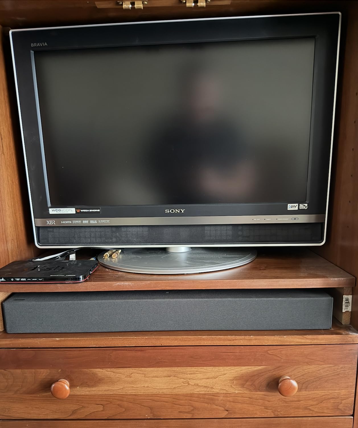 Samsung B-Series Soundbar HW B400F 2.0 ch Soundbar with Built in Subwoofer (2025 Model) customer photo 1