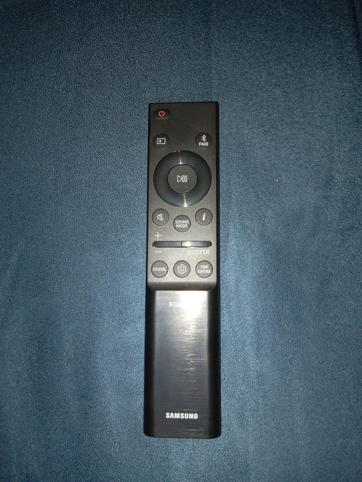 Samsung B-Series Soundbar HW B400F 2.0 ch Soundbar with Built in Subwoofer (2025 Model) customer photo 2