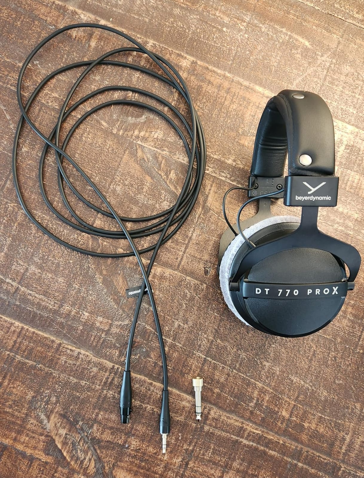 beyerdynamic DT 770 Pro X Wired Over-Ear Headphones, 48 Ohm, Closed-Back Professional Recording Studio Monitor. Recording, Monitoring, Sound Isolation, Handmade in Germany. Black customer photo 1